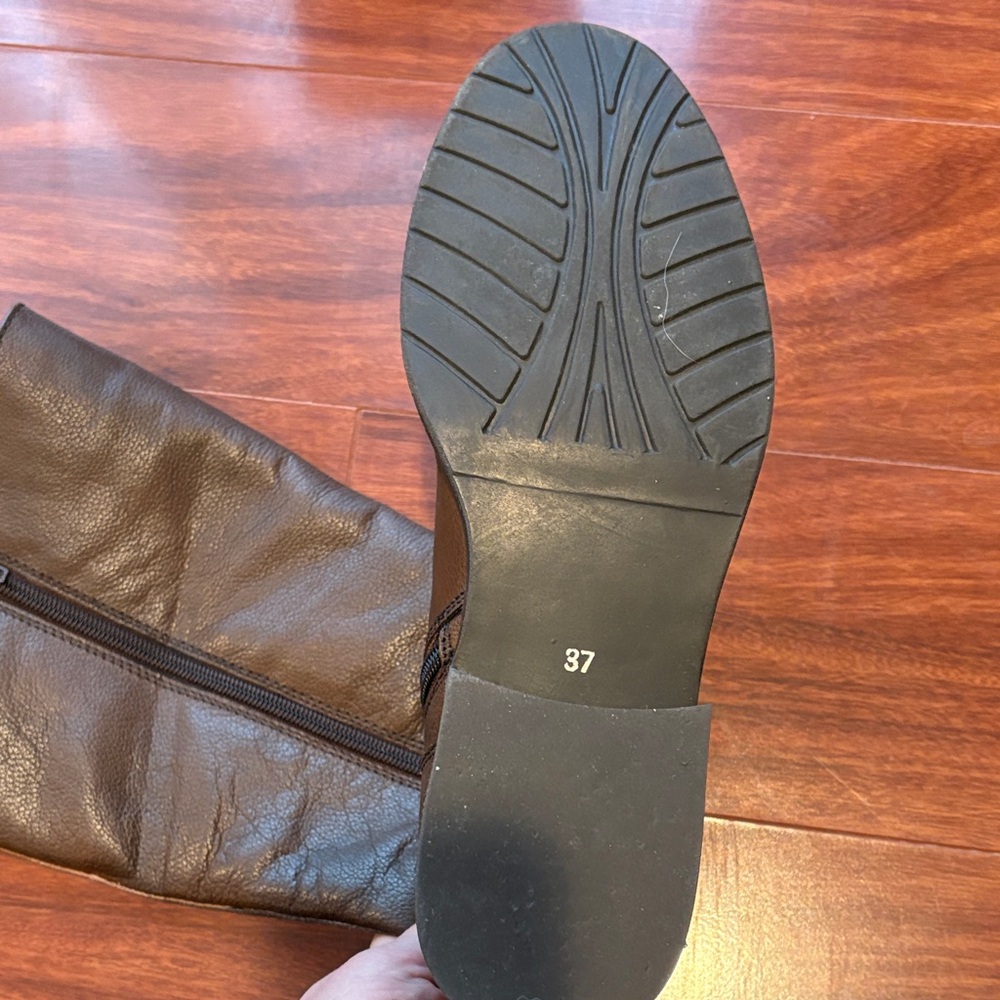 Brown Leather Riding Boots - Picture 4 of 5
